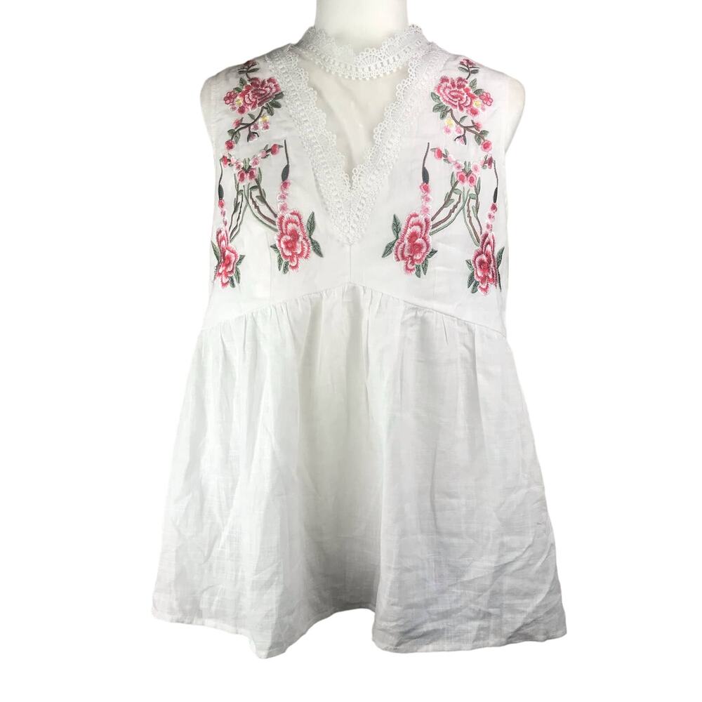 Women's White 100% Cotton Blouse Top Red Flowers Embroidered Size Medium